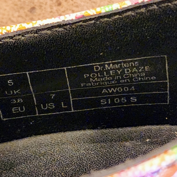 Dr. Martens Polley Daze - Picture 6 of 7